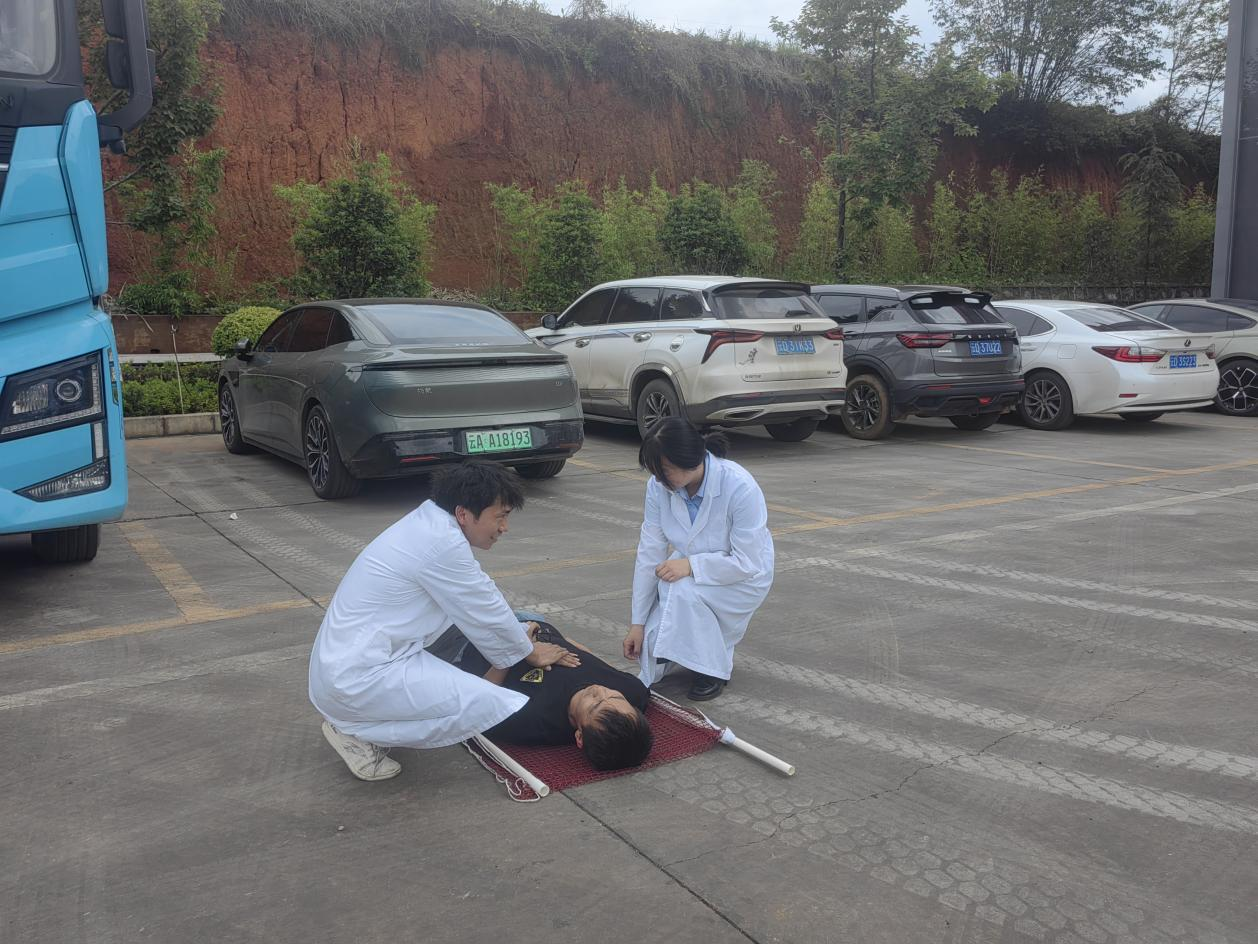 1750122575418.png 图片3.png